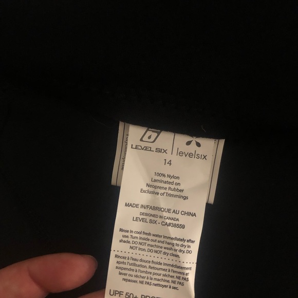 Level Six Neoprene Youth Shorty Wetsuit NWT - Picture 4 of 4